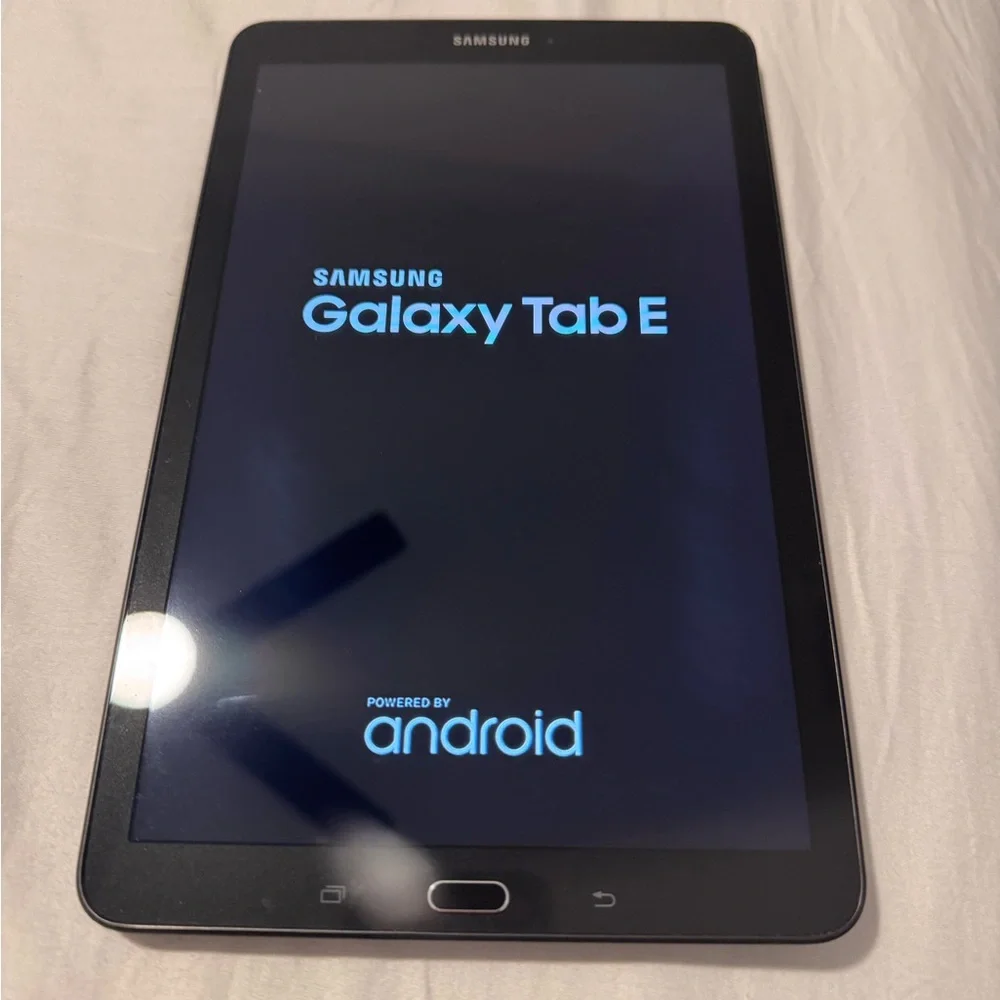 Samsung Galaxy Tab E - Black